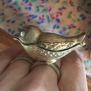 🌷x3 for $20🌷Hidden Compartment Golden Bird Ring
